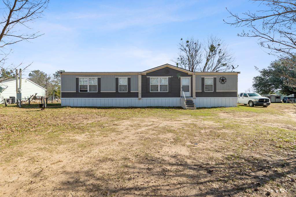 121 Ivy Ln - Photo 1