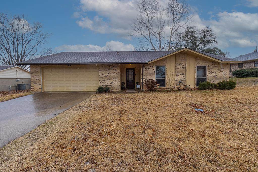 809 Shelby Ln - Photo 1