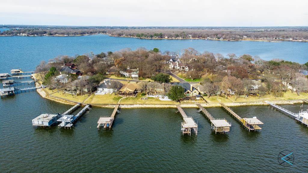 688 Enchanted Isles Dr - Photo 1