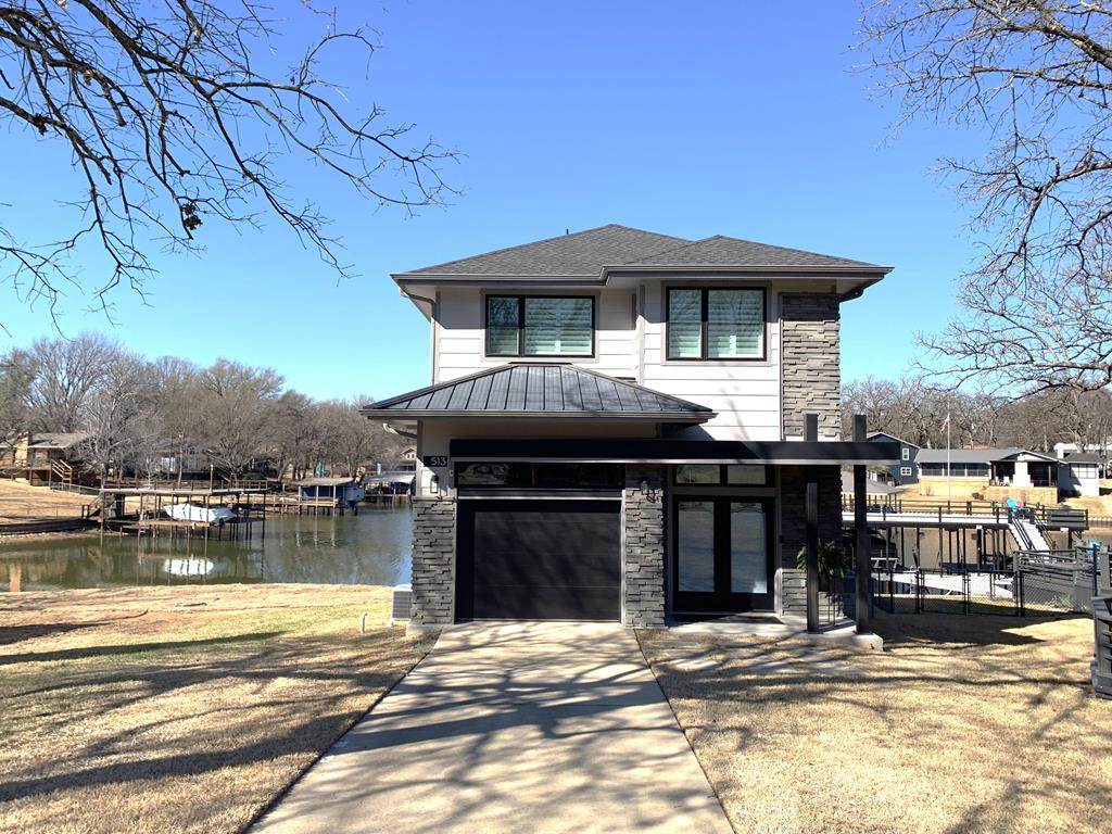 513 Villa Point Dr - Photo 1