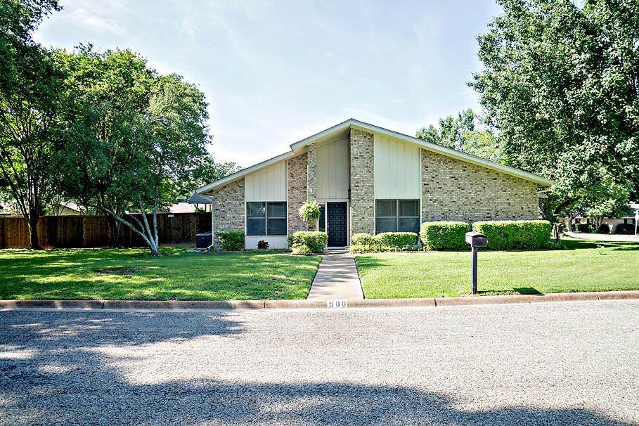 900 Humphrey - Photo 1