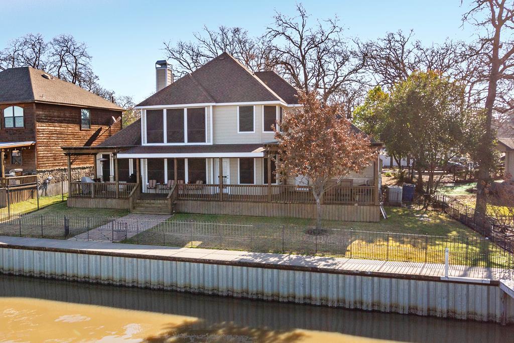 110 Jeffrey Circle - Photo 1