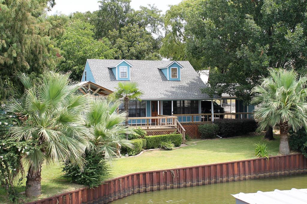 233 Loon Bay Drive - Photo 1