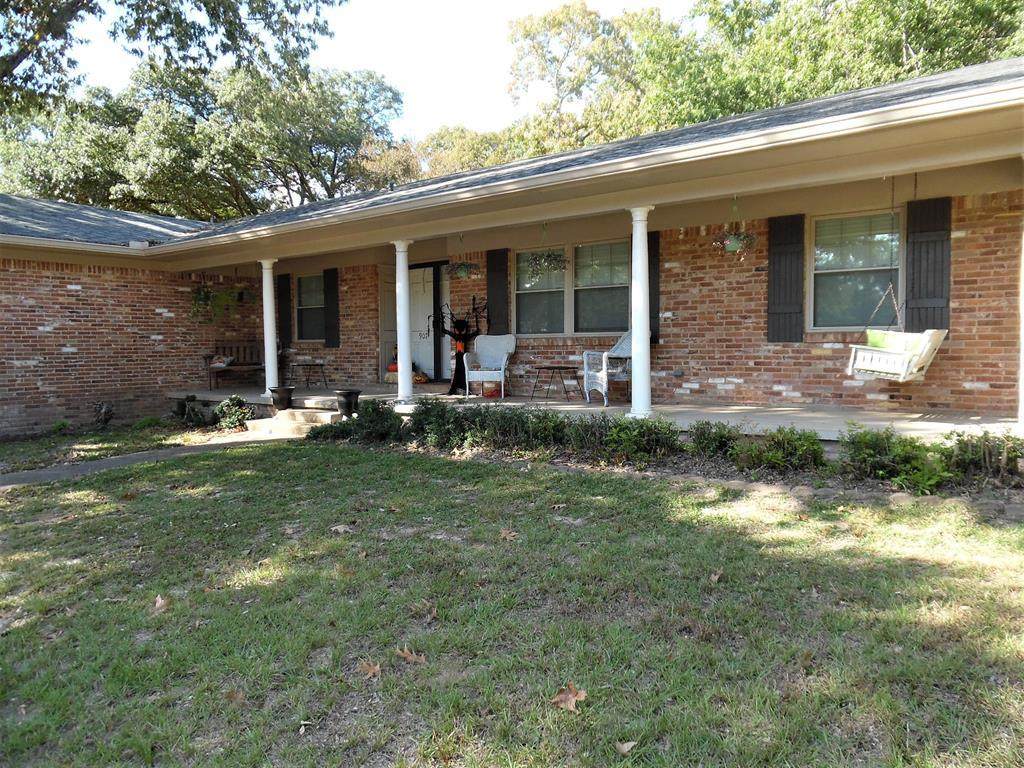 907 Bradley Drive - Photo 1