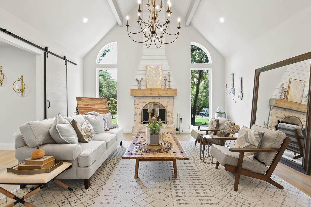 131 Oakbend Tr - Photo 1