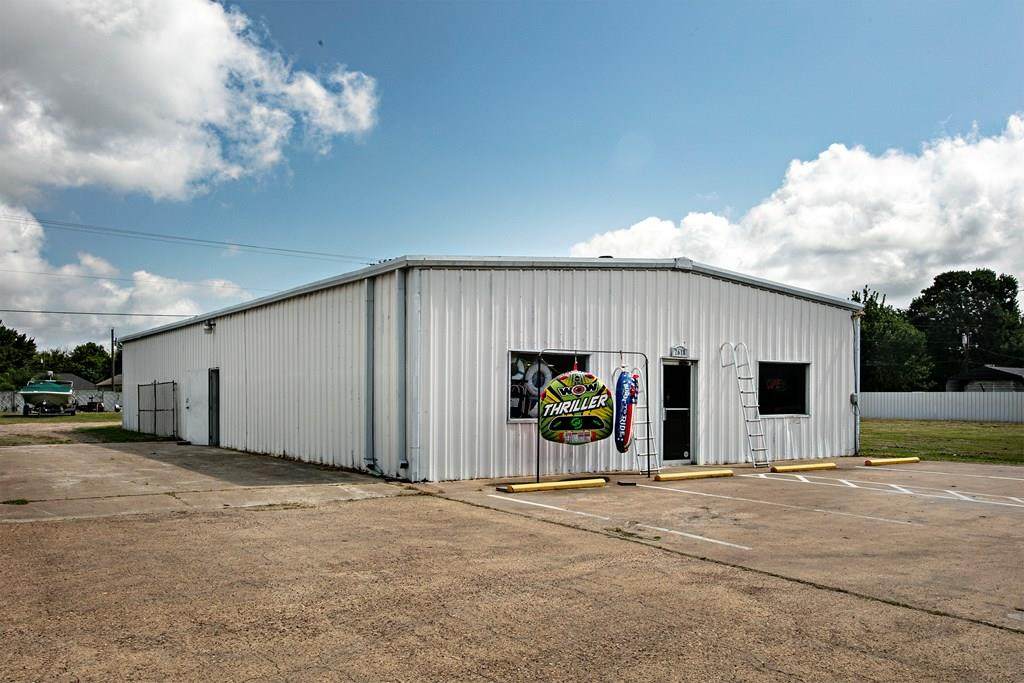 2618 W Main Street - Photo 1