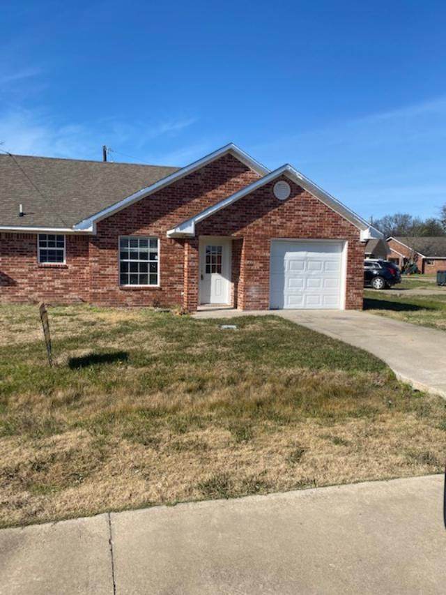 129 Carly Ln - Photo 1