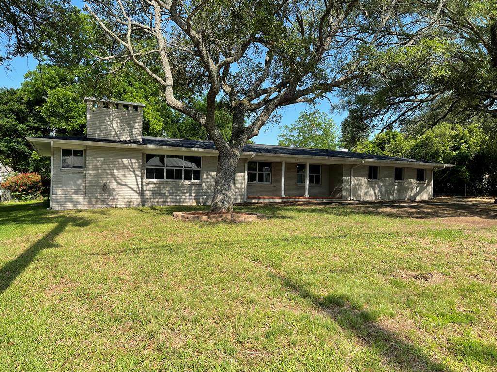 104 South Wofford - Photo 1