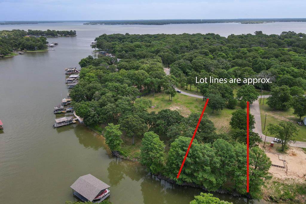 1835 Emma Dr - Photo 1