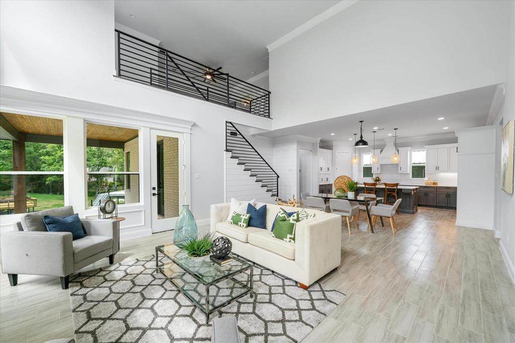 316 Enchanted Dr - Photo 1