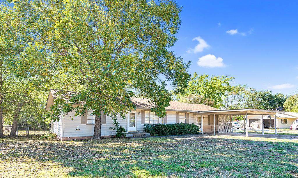 522 E Kempner St - Photo 1