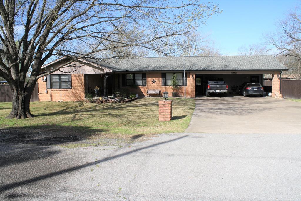 403 Oak Street - Photo 1