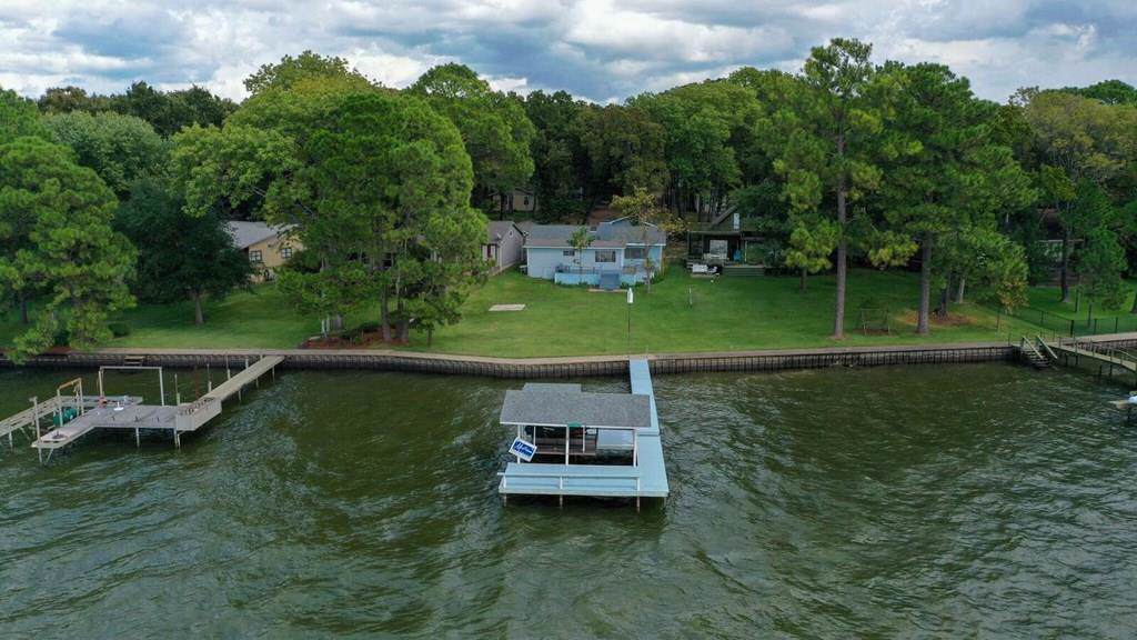 168 Scenic Drive - Photo 1