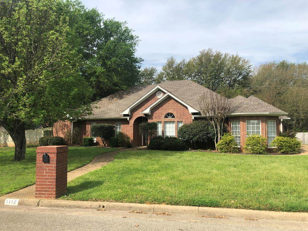 1112 Lonnie Drive - Photo 1