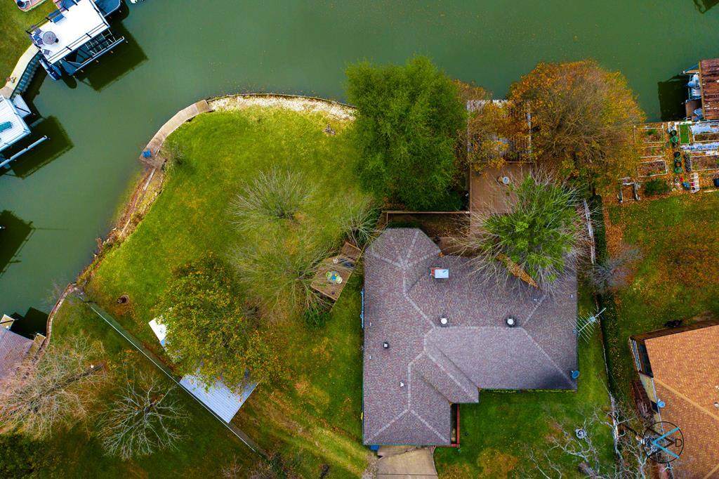 111 Hickory Creek Circle - Photo 1