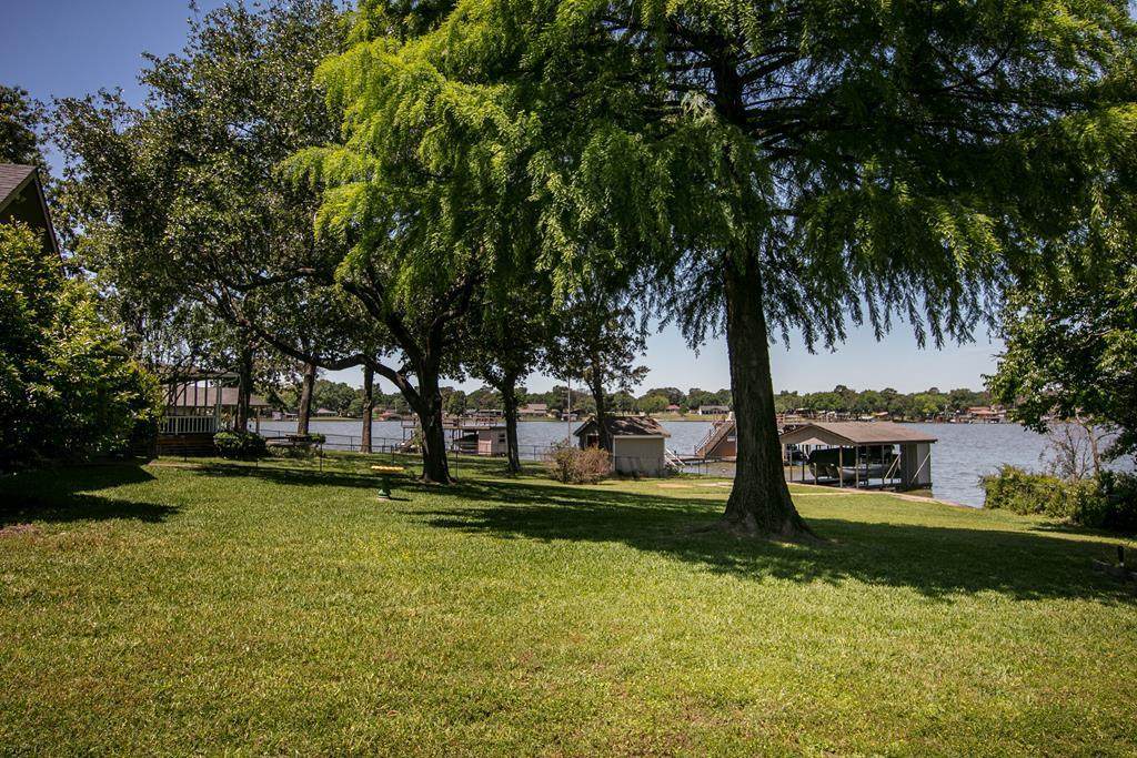 122 Guadalupe Drive - Photo 1