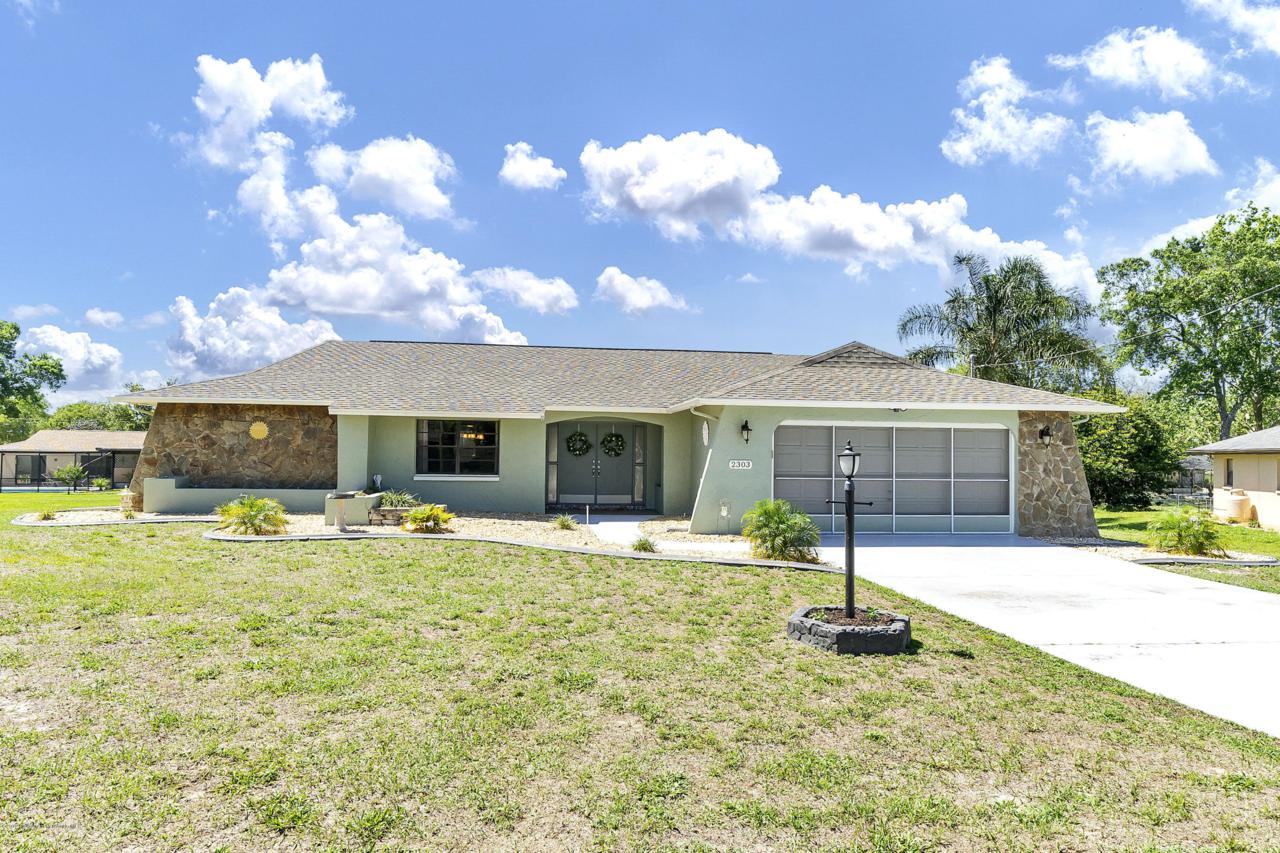 2303 Hyacinth Lane - Photo 1