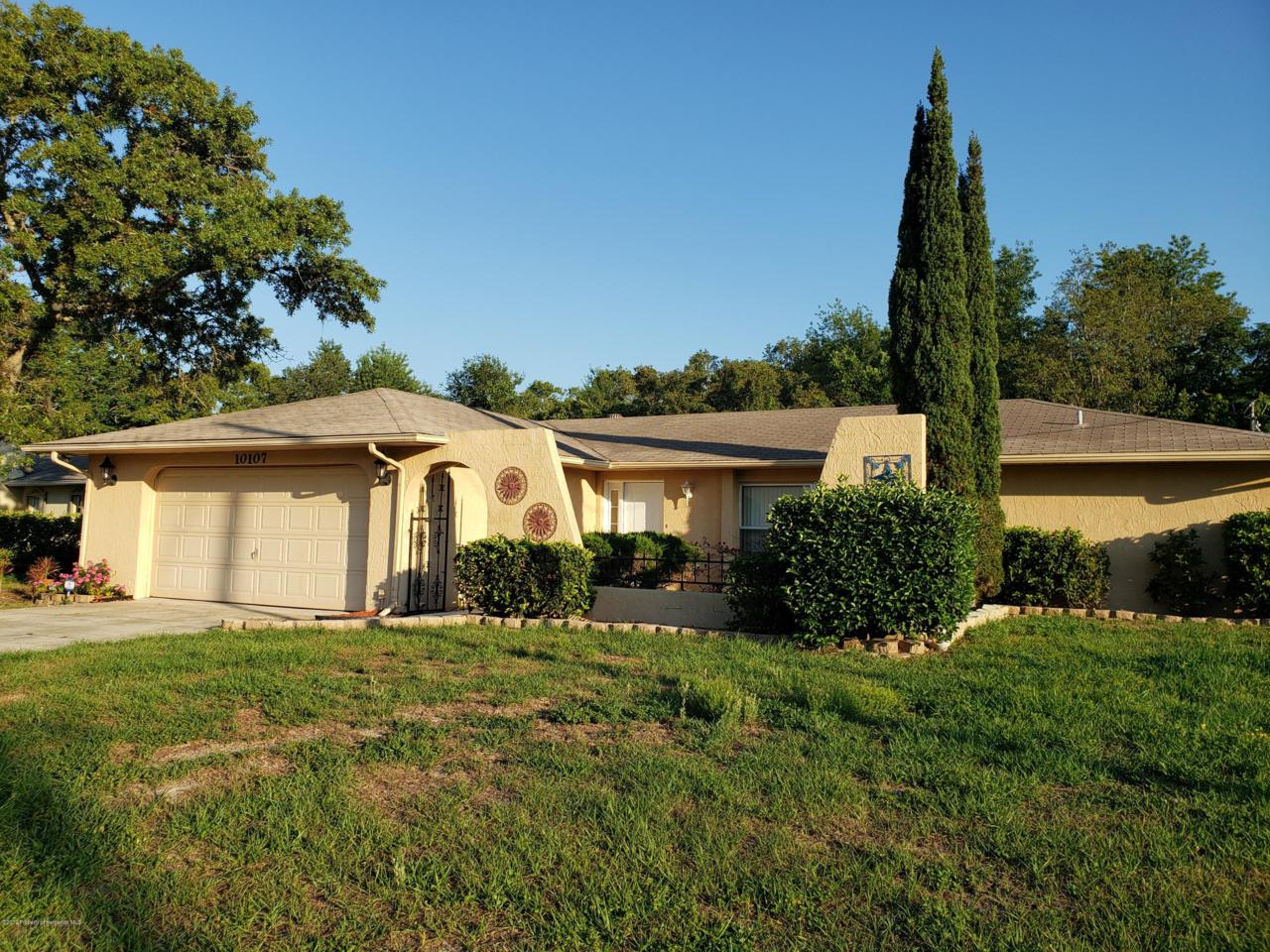 10107 Horizon Drive - Photo 1