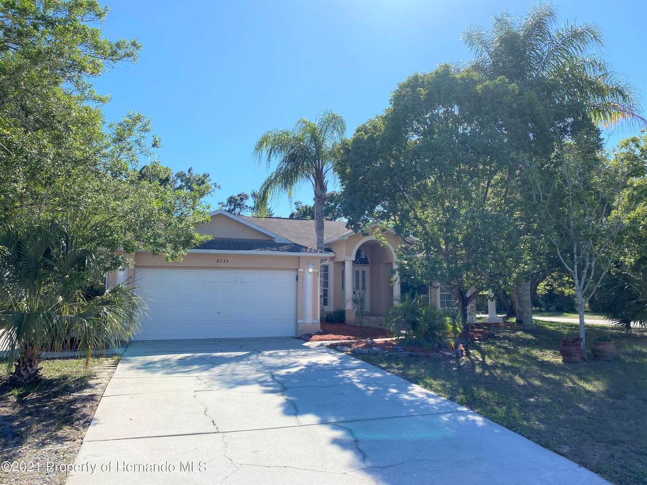 2333 Arrendonda Avenue - Photo 1