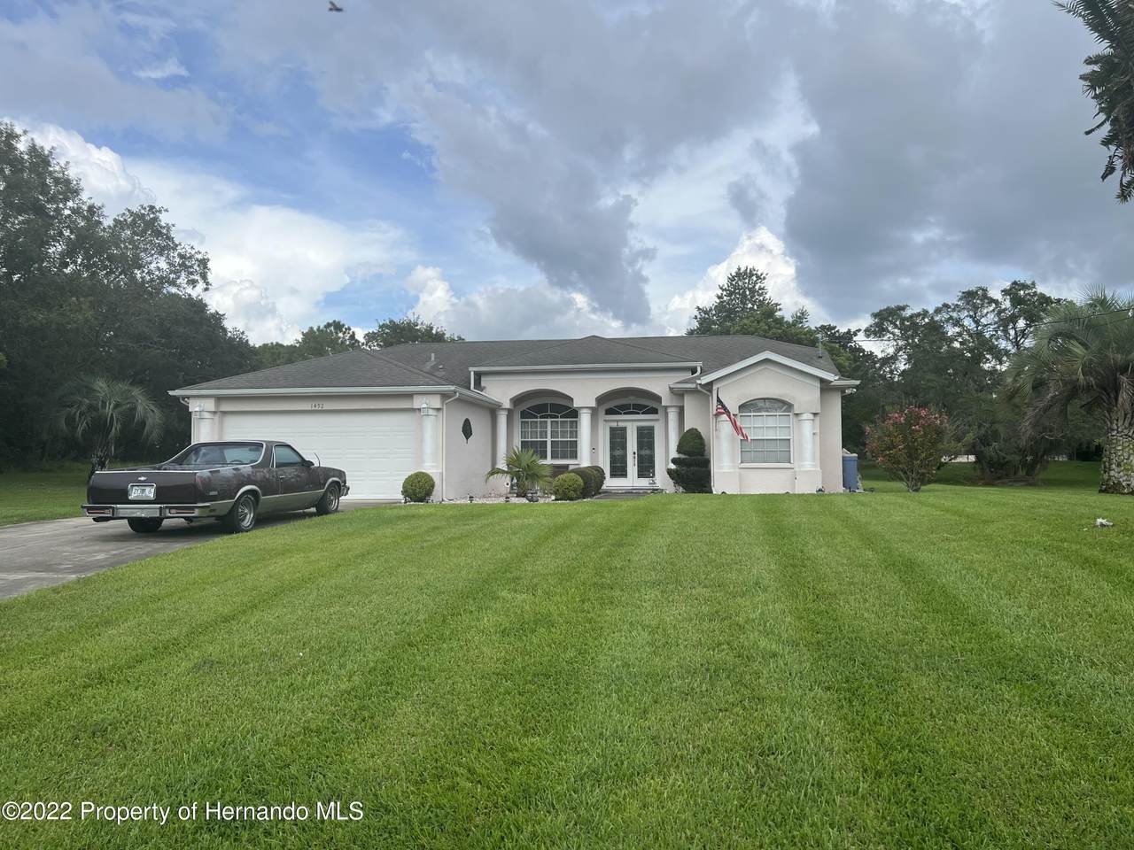 1492 Findlay Avenue - Photo 1