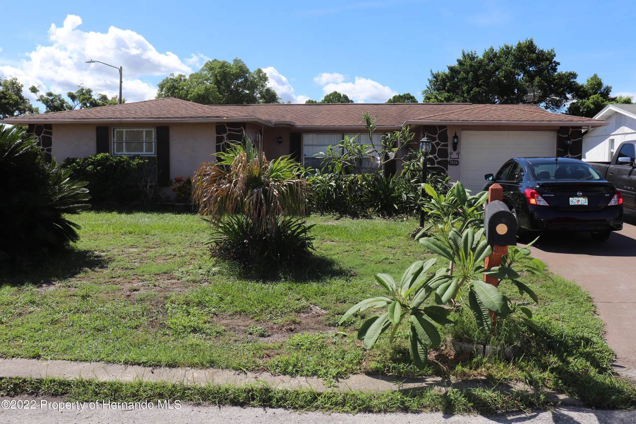 7834 Venice Drive - Photo 1