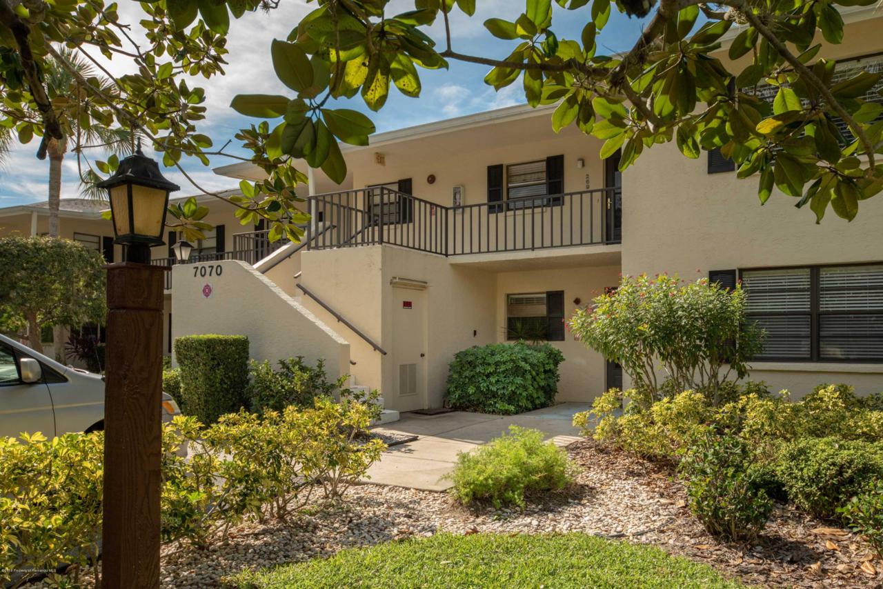 7070 Fairway Bend Lane - Photo 1