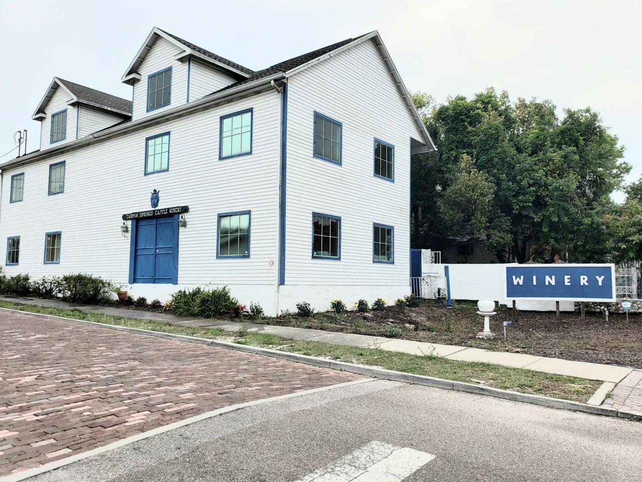 320 E Tarpon Avenue - Photo 1