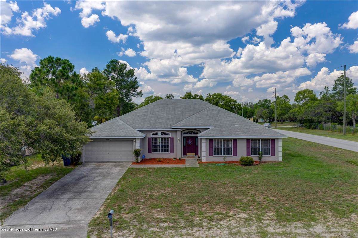 11015 Thornberry Drive - Photo 1
