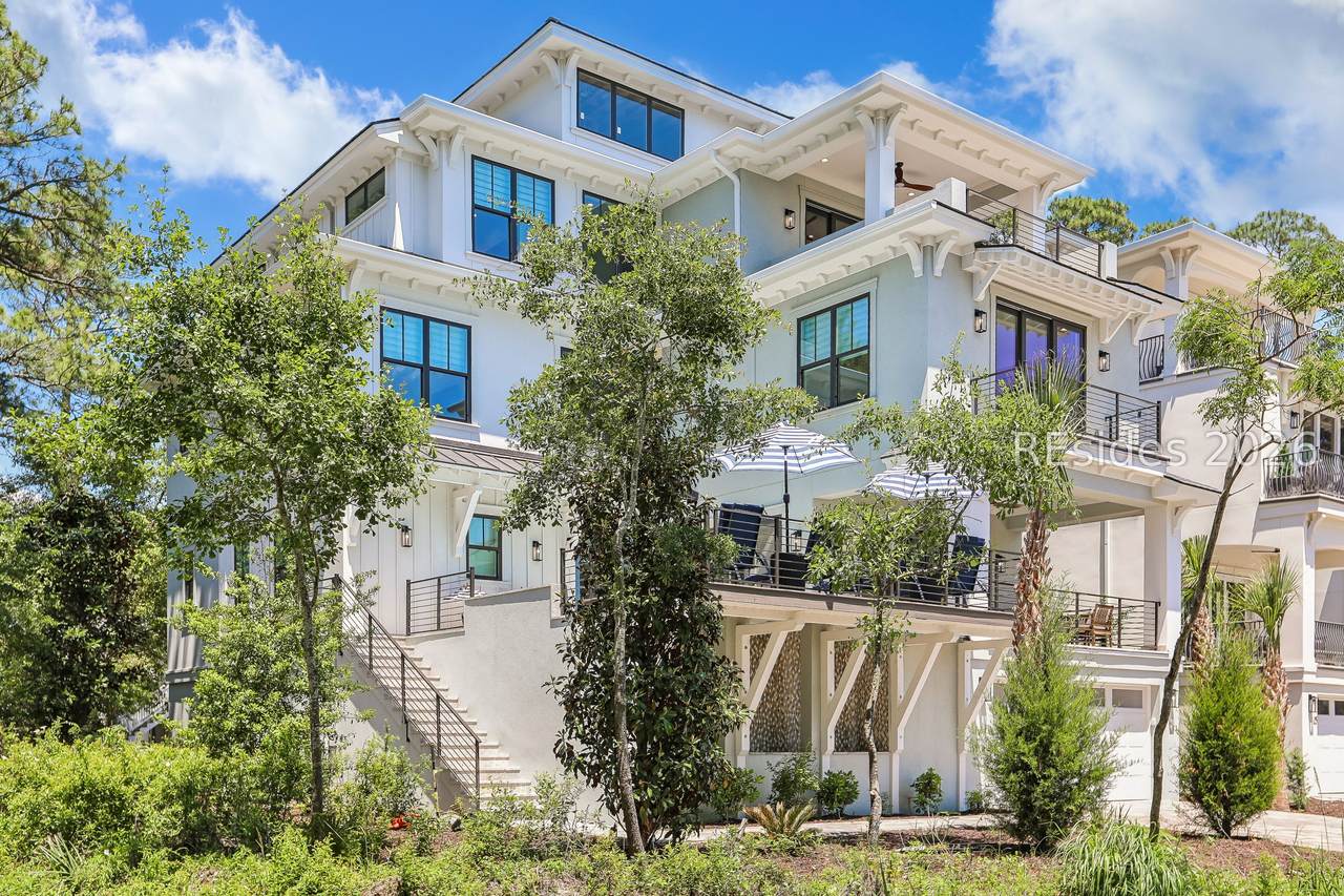 13 Bradley Circle - Photo 1