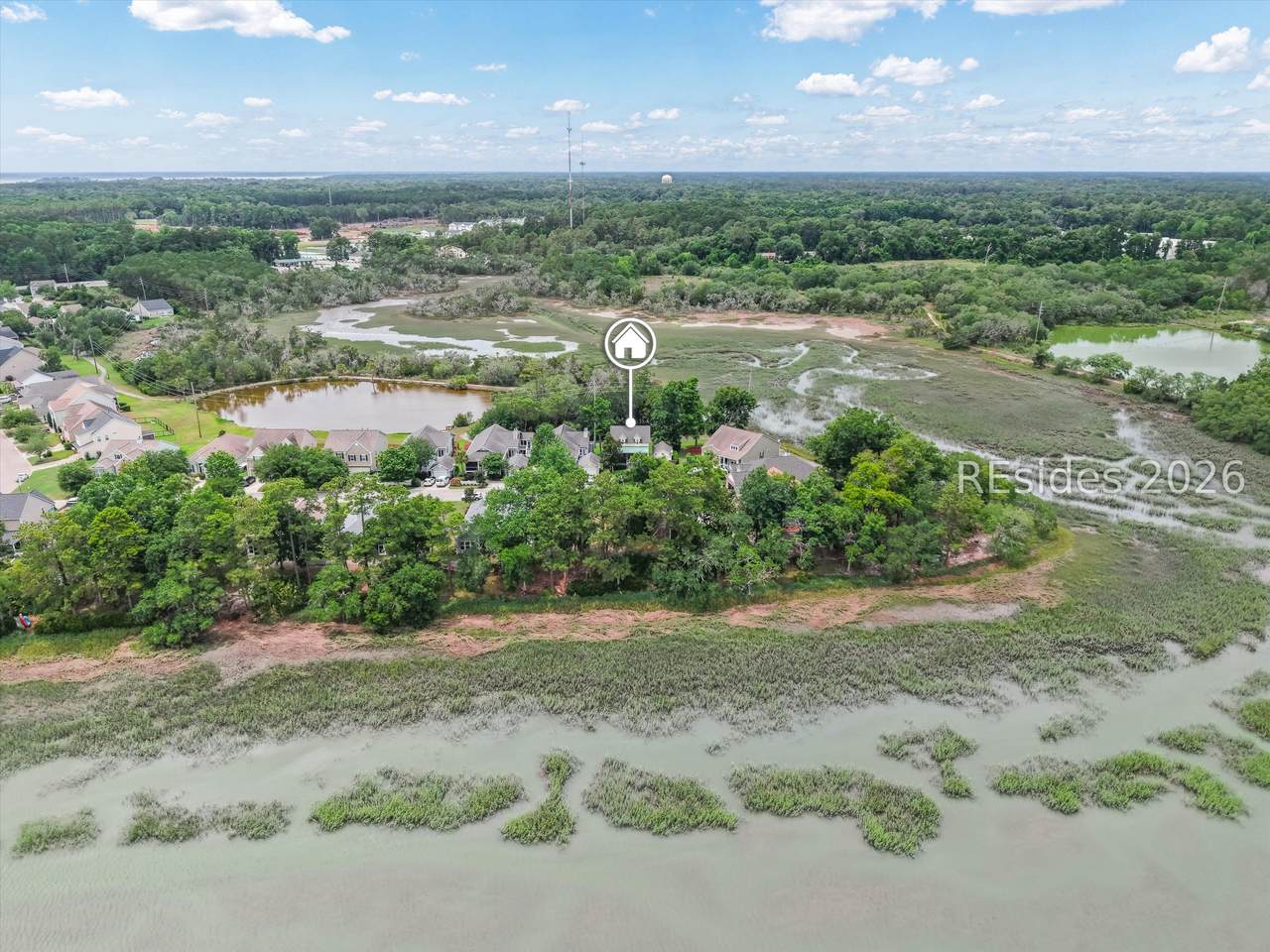 6 White Pond Boulevard - Photo 1