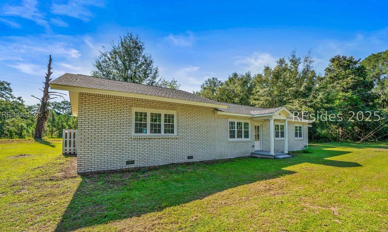 160 Bruce K Smalls Drive - Photo 1