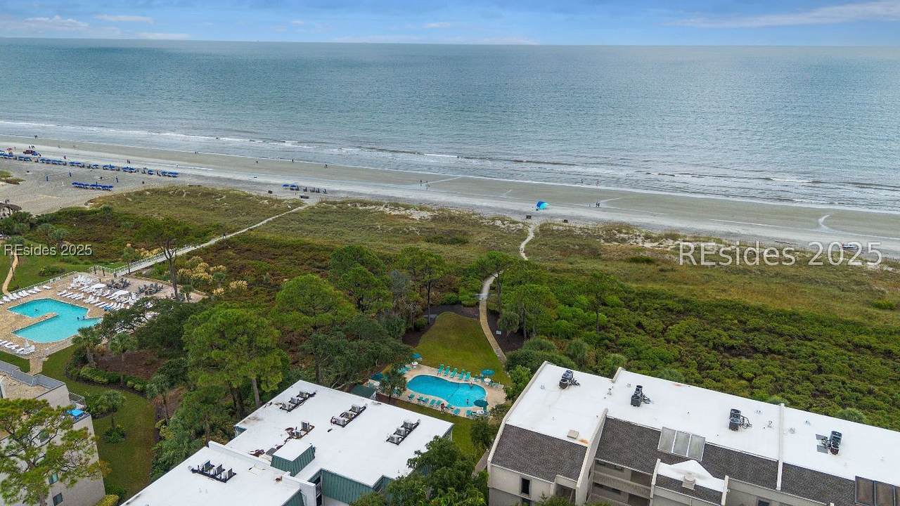 15 Forest Beach Drive - Photo 1