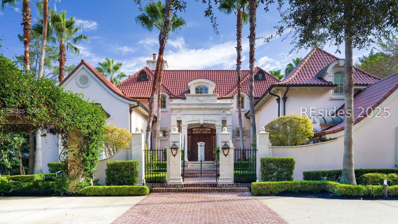 15 Harrogate Drive - Photo 1