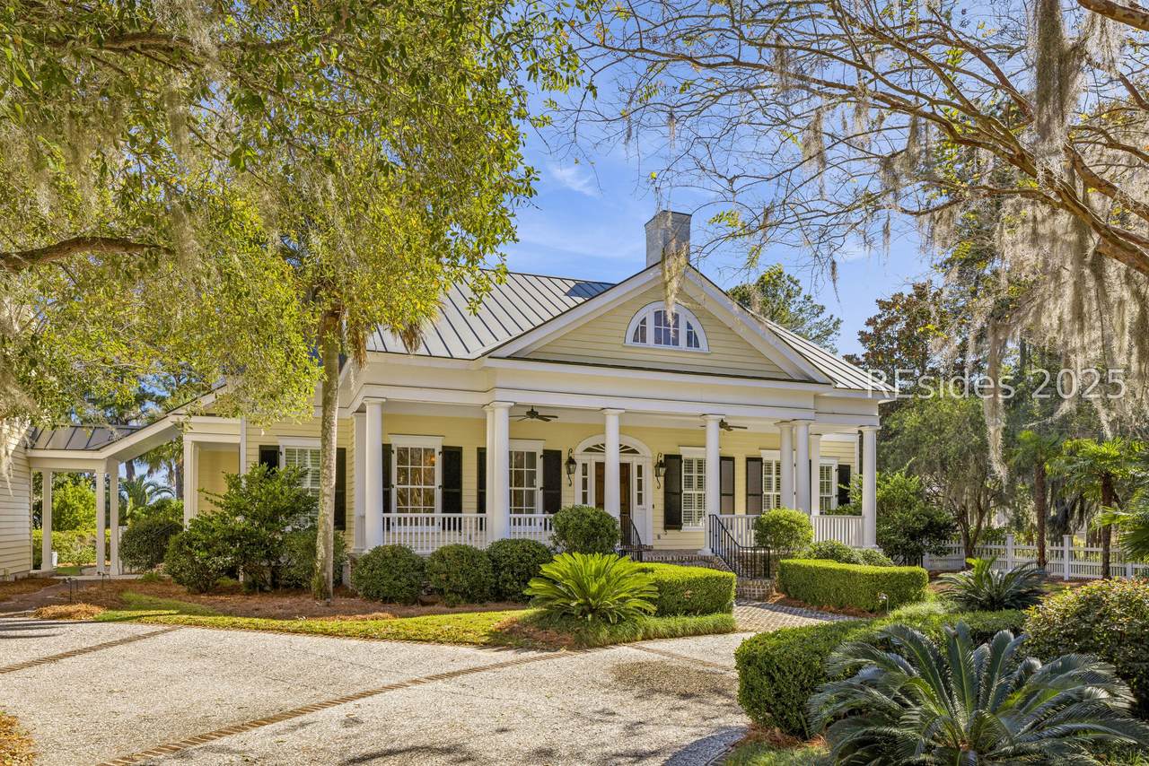 58 Captains Walk - Photo 1