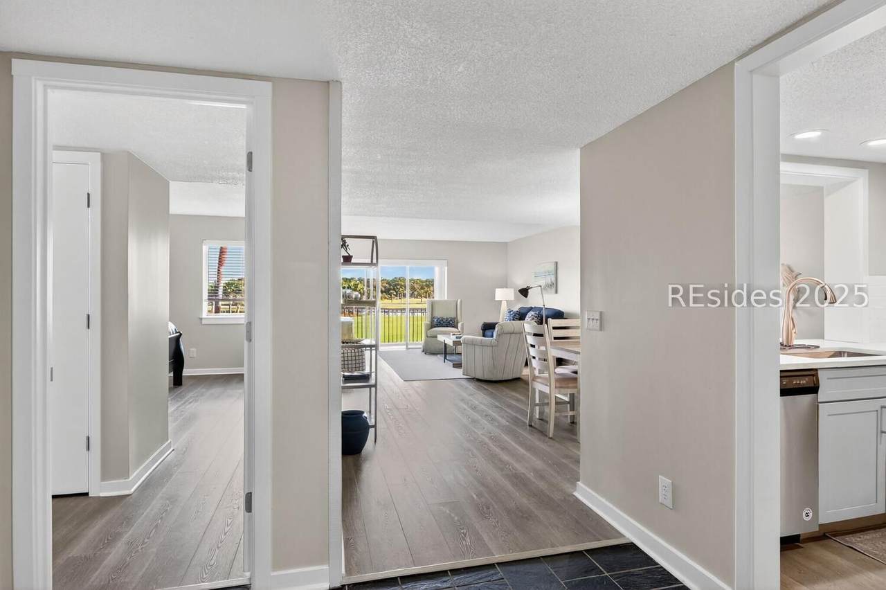 10 Lighthouse Road - Photo 1