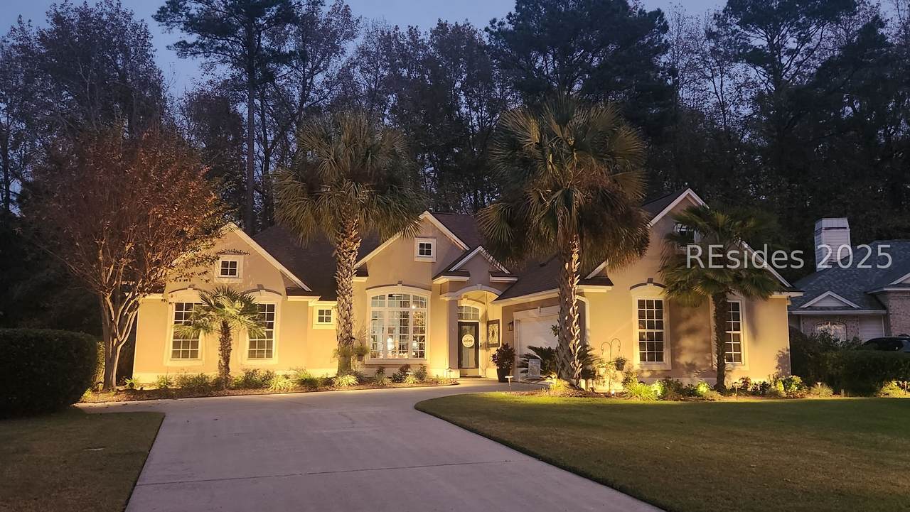 9 Island West Court - Photo 1