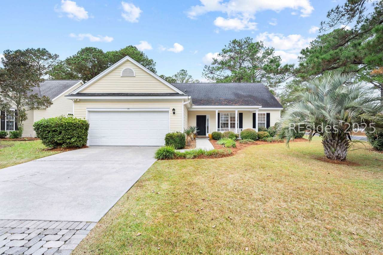 120 Muirfield Drive - Photo 1