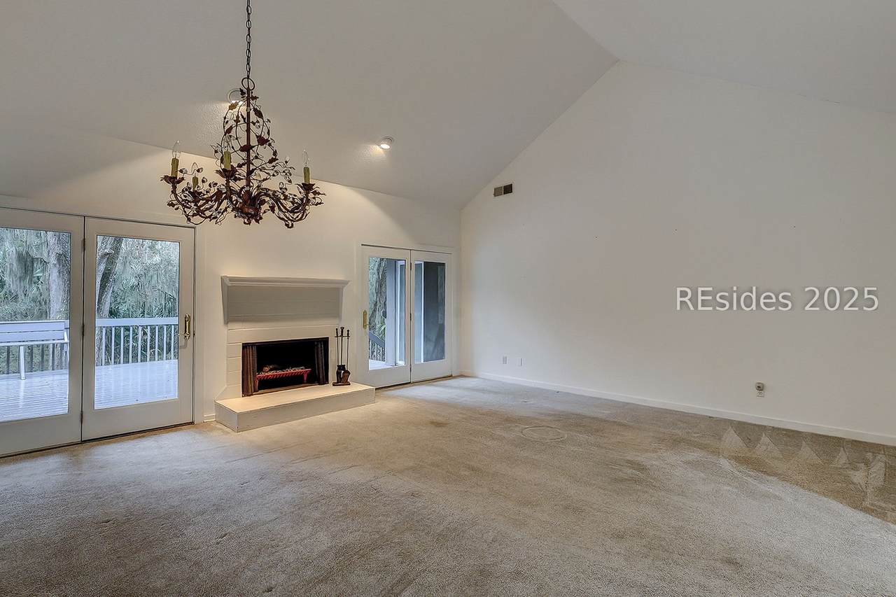 19 Bateau Road - Photo 1