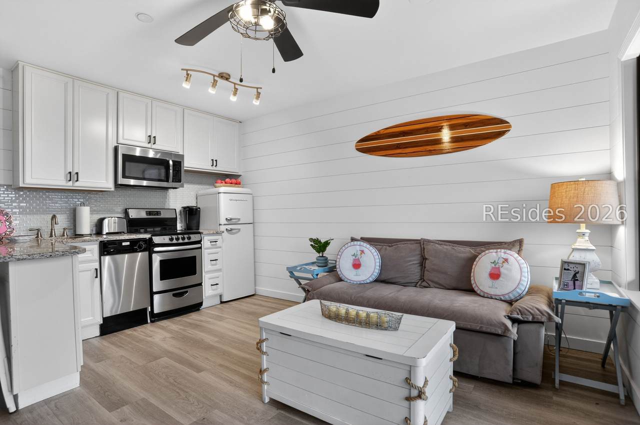 39 Forest Beach Drive - Photo 1
