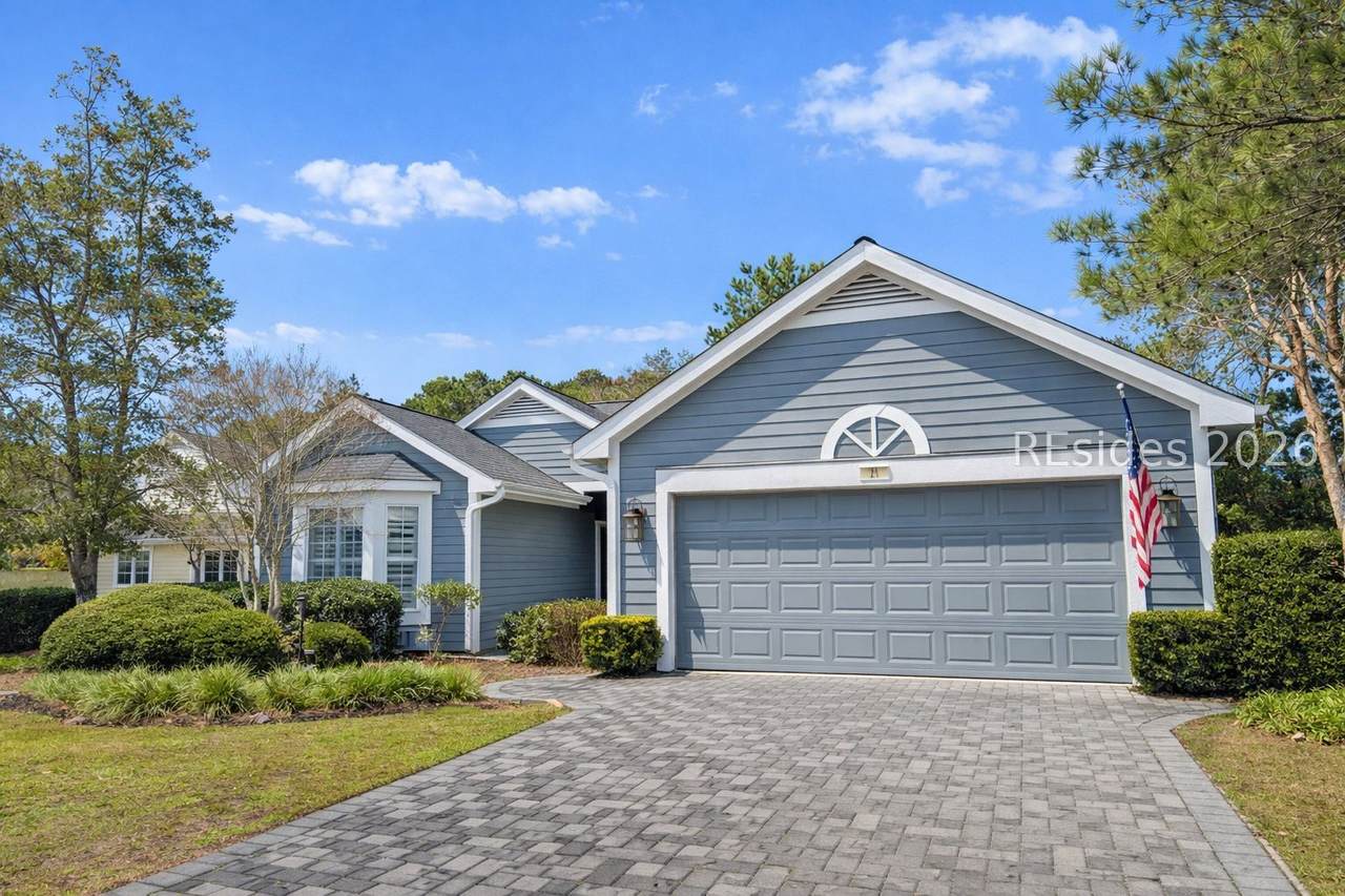 21 Raymond Road - Photo 1