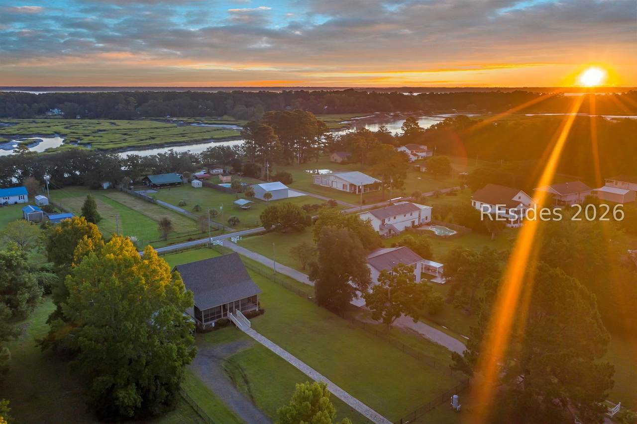 189 Deloss Point Road - Photo 1