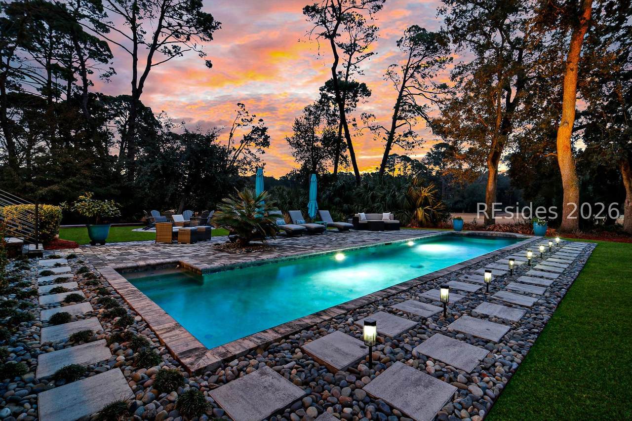 24 Scarborough Head Road - Photo 1