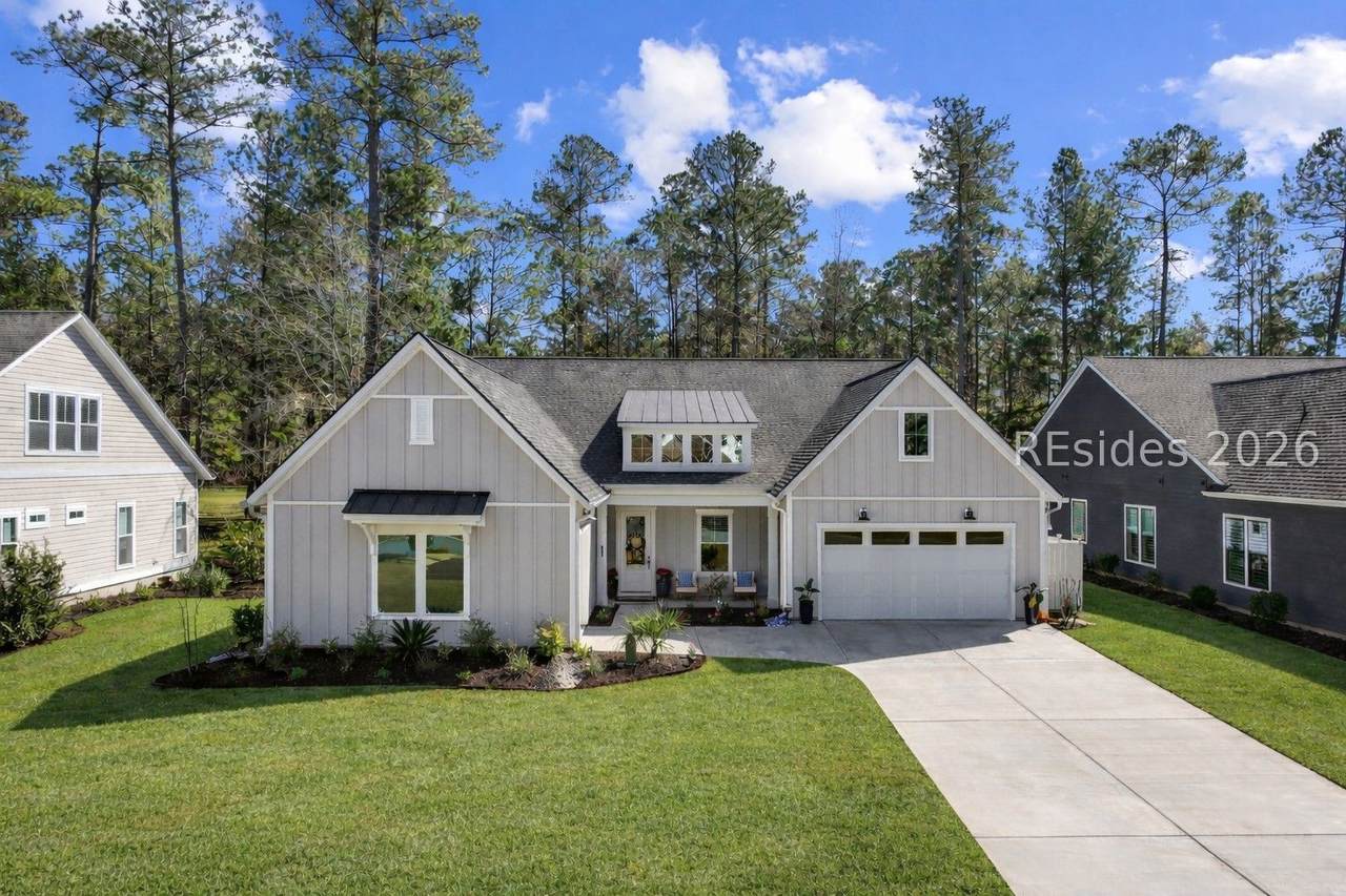 633 Firethorn Lane - Photo 1