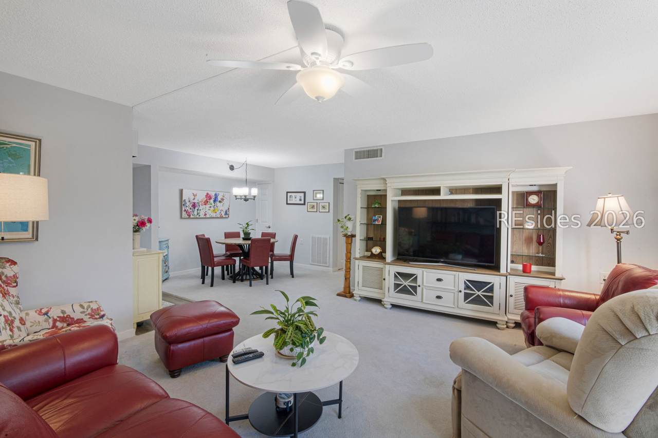 300 Woodhaven Drive - Photo 1