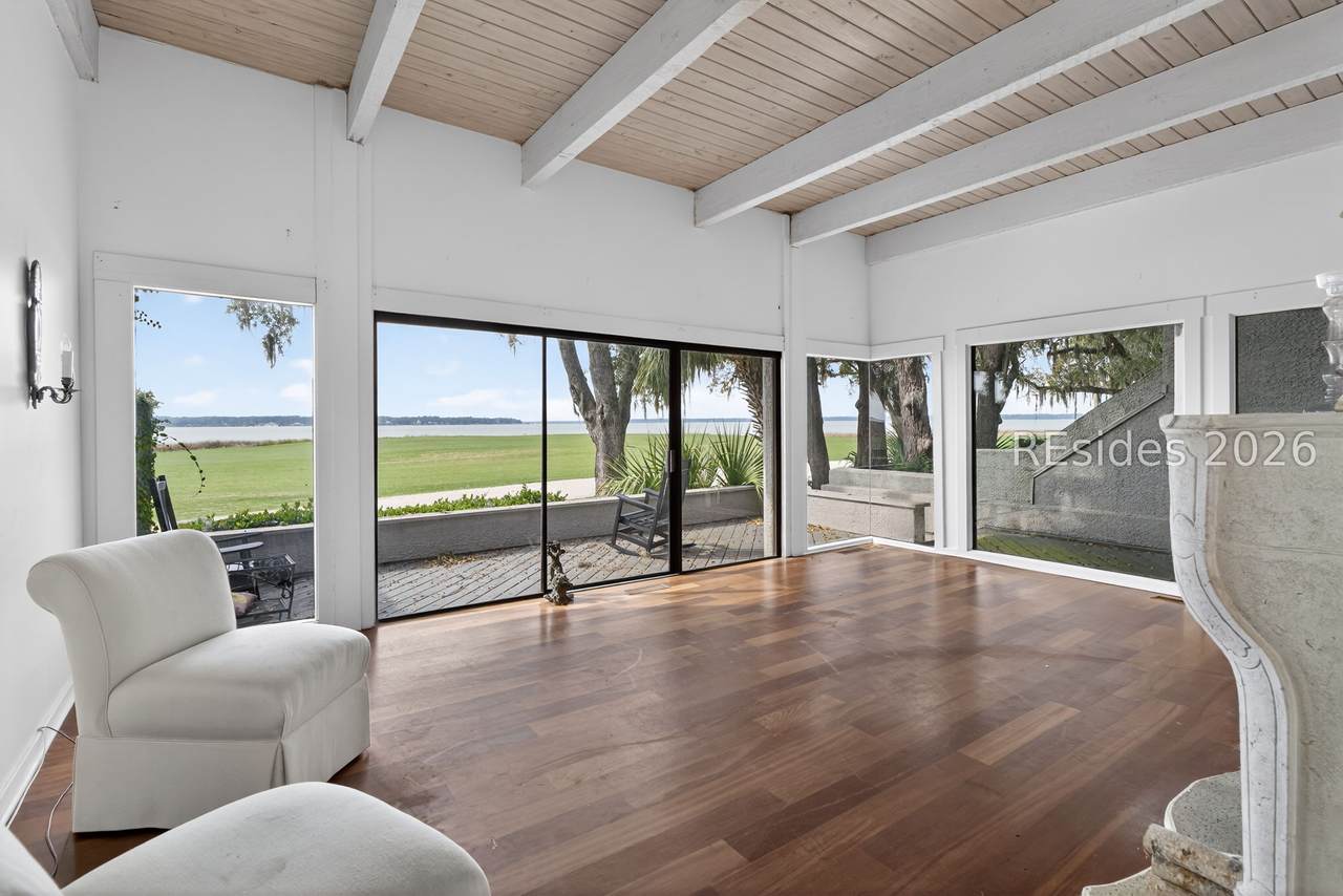 18 Genoa Court - Photo 1