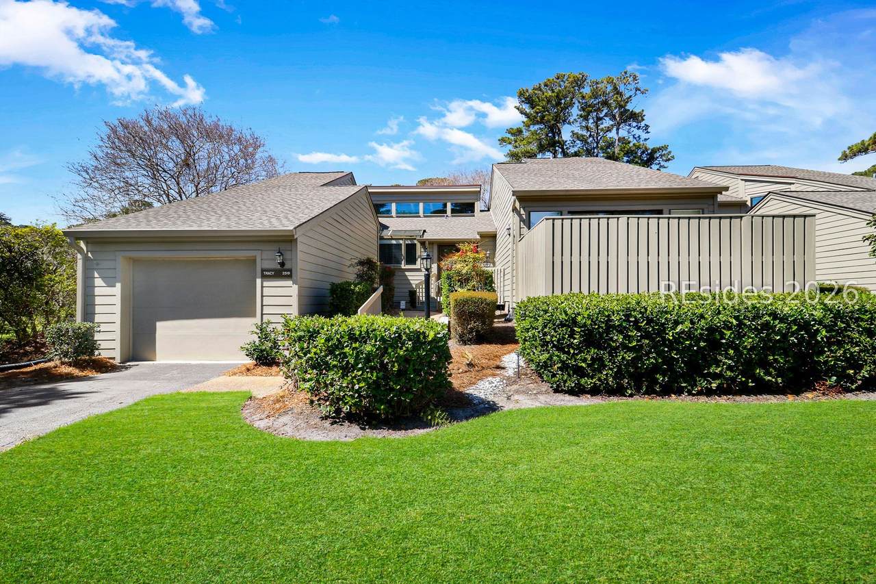 40 Planters Wood Drive - Photo 1