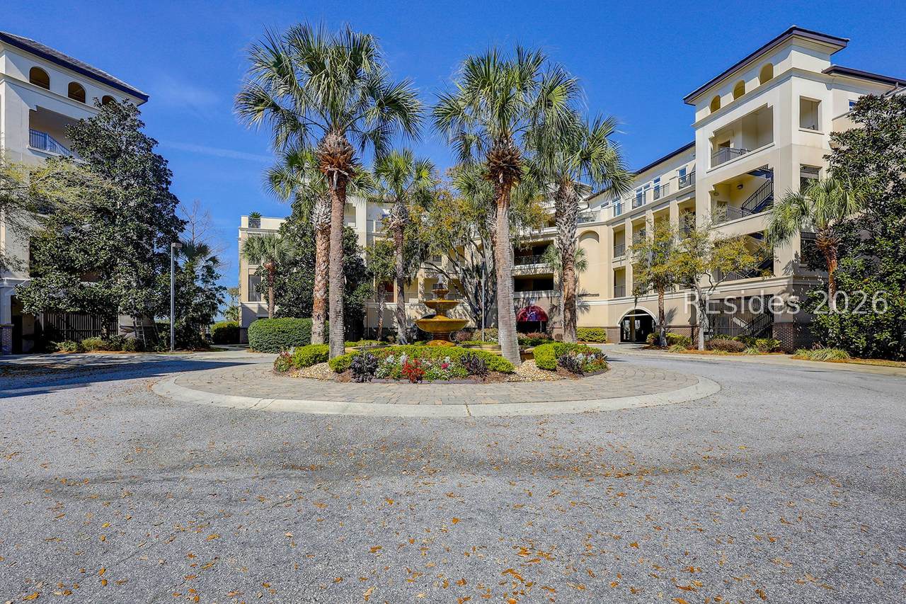 300 Grandview Court - Photo 1