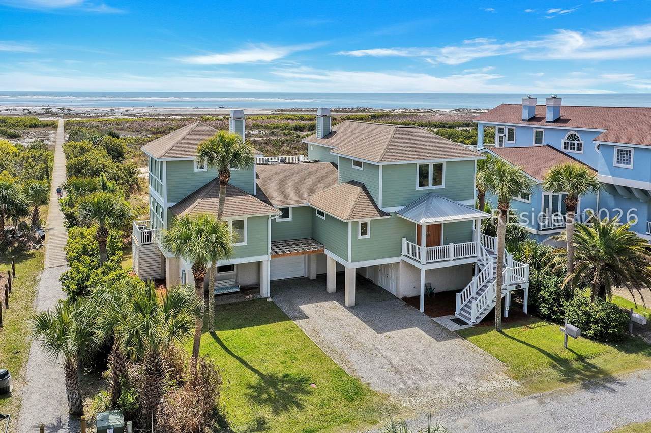 725 Sea Dragon Lane - Photo 1