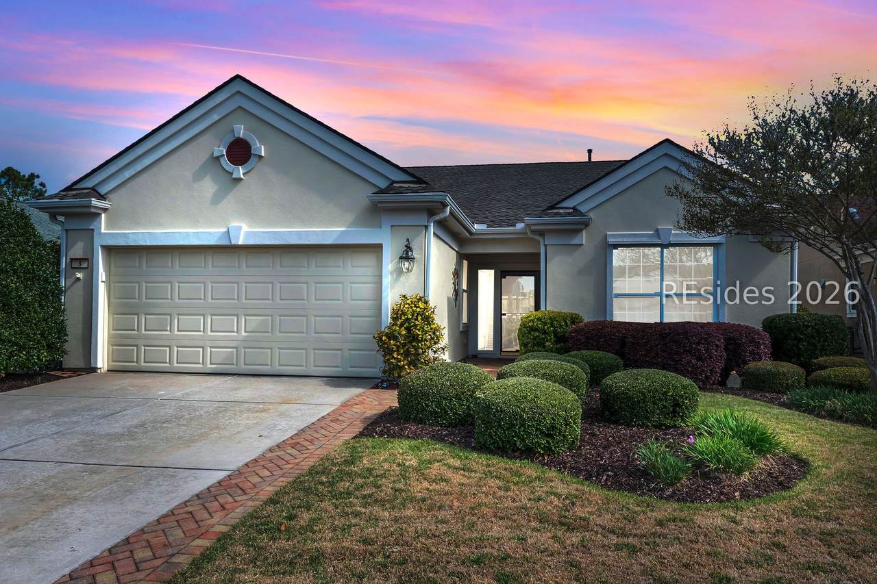 8 Thomas Bee Drive - Photo 1