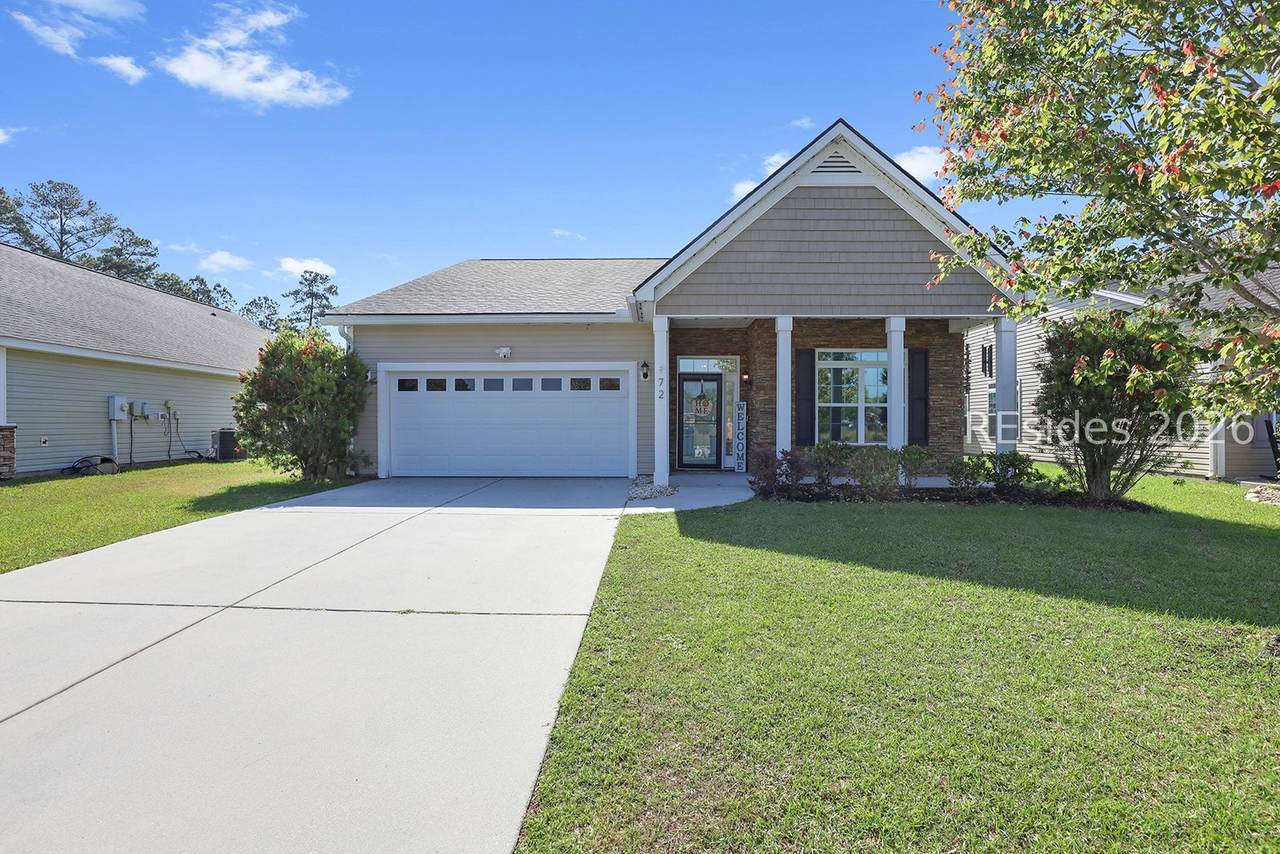 72 White Crescent Circle - Photo 1